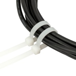 OPASKI ZACISKOWE TRYTYTKI BIAŁE NYLONOWE OPASKA KABLOWA 3 x 250mm 100szt