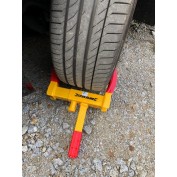REGULOWANA BLOKADA NA KOŁO Z 2 KLUCZAMI ( 175 - 225 MM )